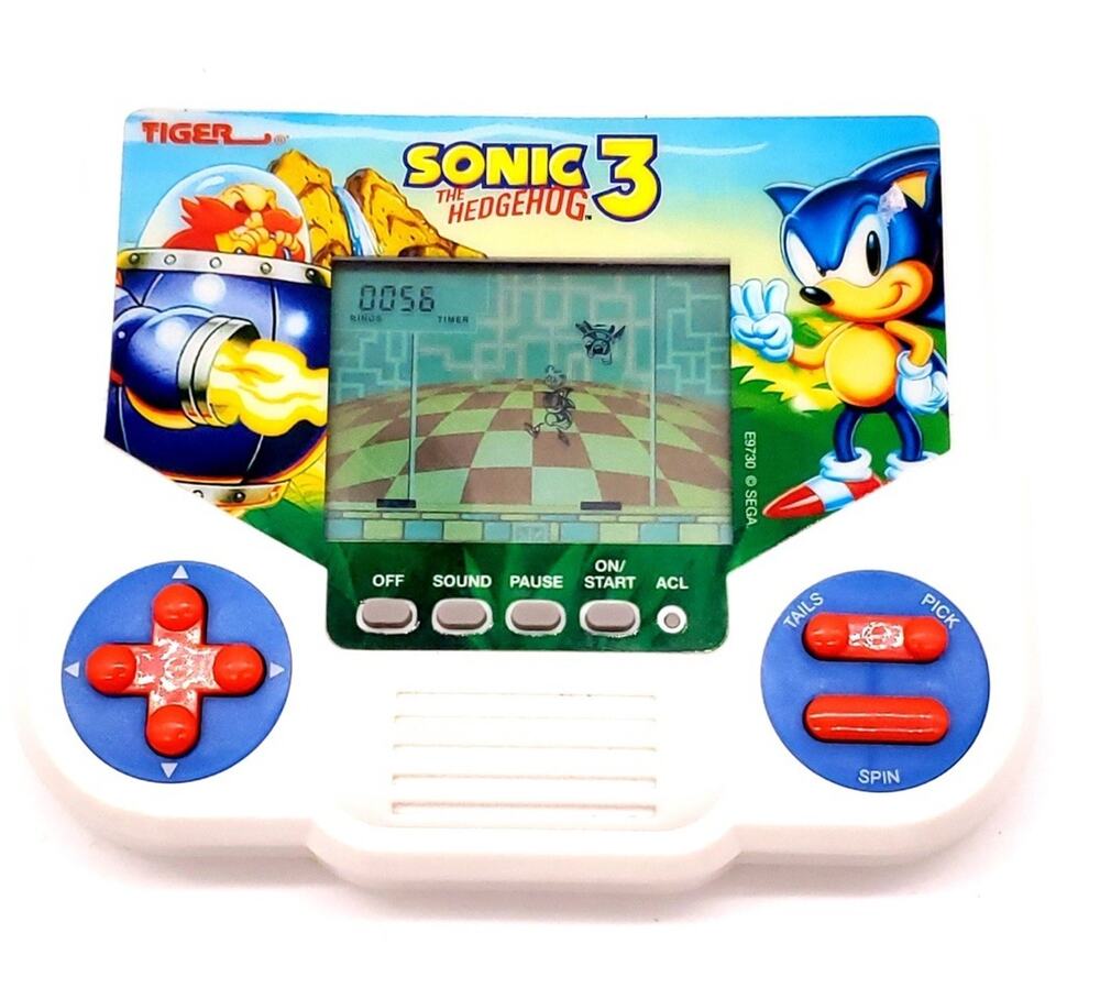 Hasbro Tiger Electronics Sonic the Hedgehog 3 LCD Video Game Free Shipping!